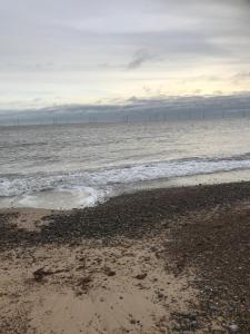 2-Bed Seaside Retreat - Sleeps 4 & Parking