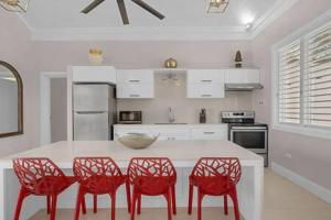 Hospitality Expert EDEN LUXE 1 Pool Beach Chef