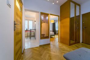 Warsaw Concierge Polin II