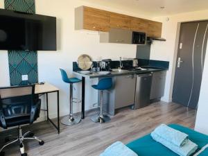 Appartements Studio 6 cosy et bien agence, a la gare de Lorient : Appartement 1 Chambre