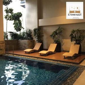 Muji KLTower Makati - Greenbelt - with Pool Access