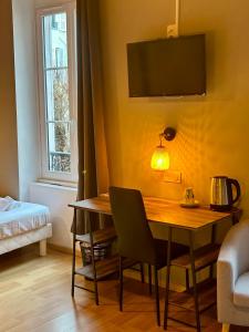 Hotels Hotel & Restaurant Le Patio VICHY : photos des chambres