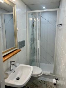 Hotels Hotel & Restaurant Le Patio VICHY : photos des chambres
