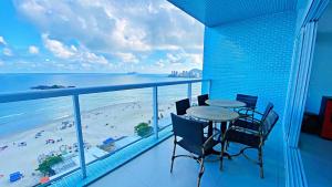 Apto cinematográfico vista mar