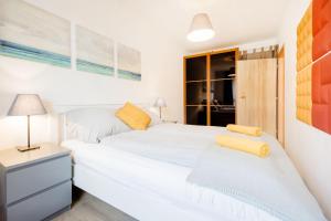 TUSCANY GARDEN-Free PARKING-Balcony-AC- Elevator