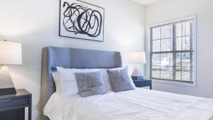 Landing Modern Apartment with Amazing Amenities (ID9136X49)