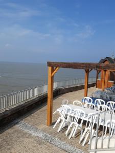 Petite maison proche plage 24 p