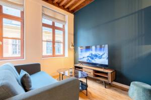 Old Lille apartment with cachet parking