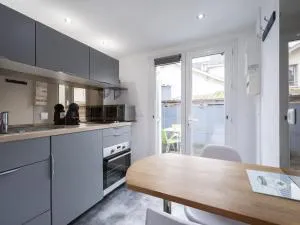 Residence Louis Quartier Gare - 孔特雷克塞维尔