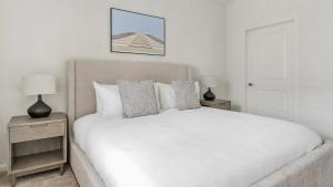 Landing Modern Apartment with Amazing Amenities (ID1267X878)