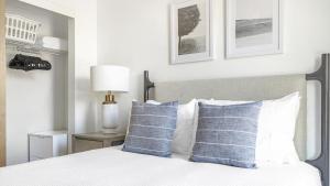 Landing Modern Apartment with Amazing Amenities (ID1209X860)