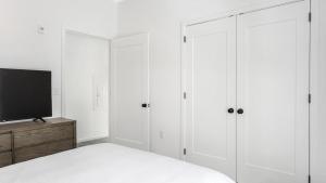 Landing Modern Apartment with Amazing Amenities (ID7525X79)