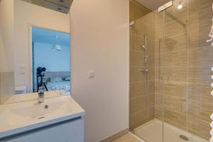 Lovely apartment with terrace and parking