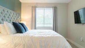 Landing Modern Apartment with Amazing Amenities (ID248)