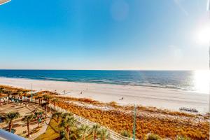 Summit Beach Resort, Unit 704