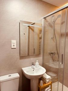 Double or Twin Room with Private Bathroom room in Hostal Patria Madrid