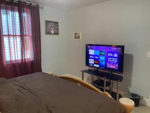 King Suite 8Mins to Newark Airport