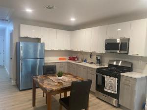 King Suite 8Mins to Newark Airport