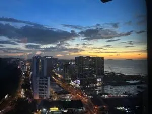 Jesselton Quay KK by DLuma - Kampong Gaya