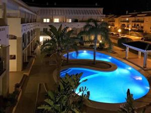 Elegante apartamento zona arenal