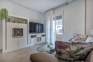 Apto Vallellano junto al casco histórico & Parking incluido