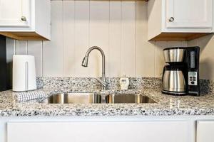 Beachwalk #2 8 minute walk to the Beach