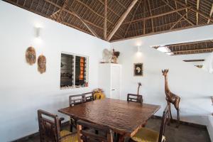 Upendo House - Maisha Resort