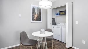 Landing Modern Apartment with Amazing Amenities (ID9104X76)