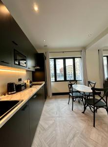 Chic Apt para 4pax en Plaza del Carmen-Gran Via E2