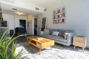 Cozy One Bedroom in Heart of Hollywood - Hollywood
