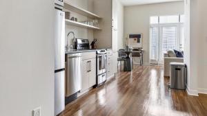 Landing Modern Apartment with Amazing Amenities (ID6631X57)