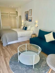 Benalbeach Zafiro by C&N