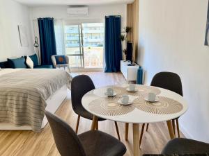 BenalBeach Zafiro Spacious 46m2 with Garden & Side Sea View
