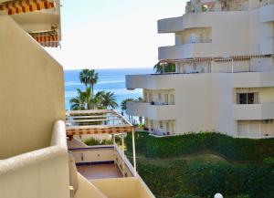 BenalBeach Zafiro Spacious 46m2 with Garden & Side Sea View