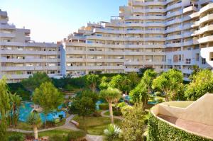 BenalBeach Zafiro Spacious 46m2 with Garden & Side Sea View