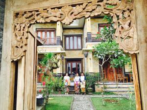 Ubud Sawah Scenery Villa and Homestay
