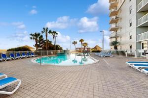 Pelican Beach Resort 304