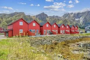 Waterfront cabin in the middle of Lofoten - Skotnes
