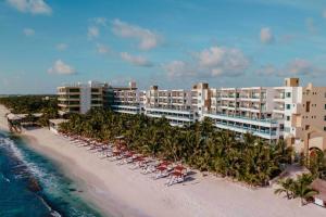 Generations Riviera Maya Oceanfront Family Resort Catamaran, Water Park,& More Inclusive