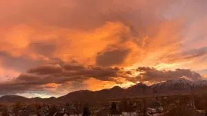 Amazing Mountain Views - Temple - 史普林维尔