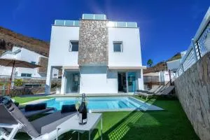 Villa Rosa-Soleada Villa Privada con Piscina Climatizada & WIFI en Tauro-Mogán - La Playa de Tauro