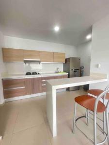 Apartaestudio Ciudad Jardín Restaurantes Tiendas