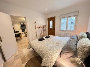 Charming house 2BR, 100m to RER B Laplace station