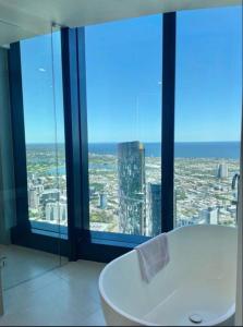 Sky High Luxury, Panoramic Views