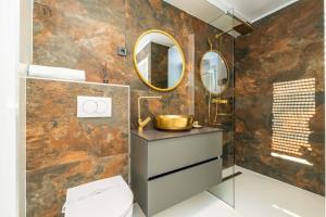 Seaside luxury villa with a swimming pool Sukosan, Zadar - 22250
