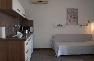 Apartments with parking space Barbat, Rab - 22361