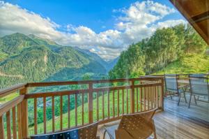 Ski-in Ski-out Chalet Maiskogel 17A - by Alpen Apartments