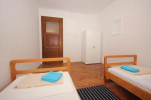 Apartments with WiFi Split - 9126