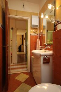 Apartments by the sea Zavala, Hvar - 8809