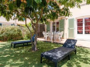 Villas Villa 4 pieces pour 6 personnes avec terrasse, jardin, garage et WIFI a Narbonne-Plage - FR-1-409-136 : Villa